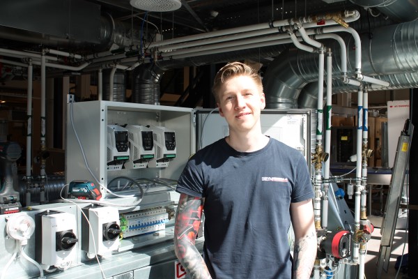 Aleks Lindgaard tar fagpr&oslash;ve i automatiseringsfaget juni 2021