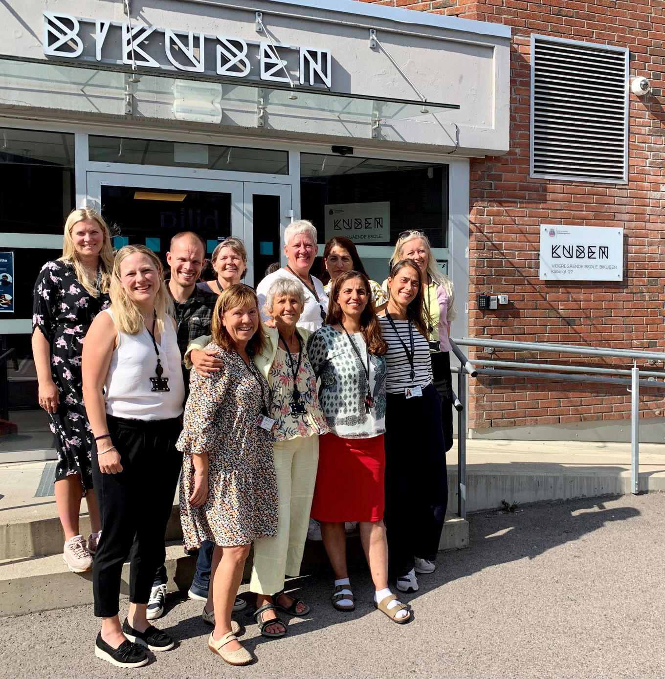 Bilde av lærerne som har voksen-klasser på Kuben